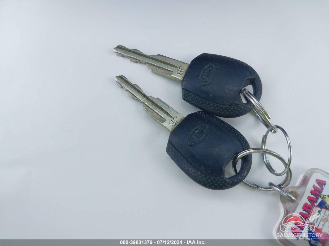 KNADE223296550376 2009 KIA RIO photo no. 11