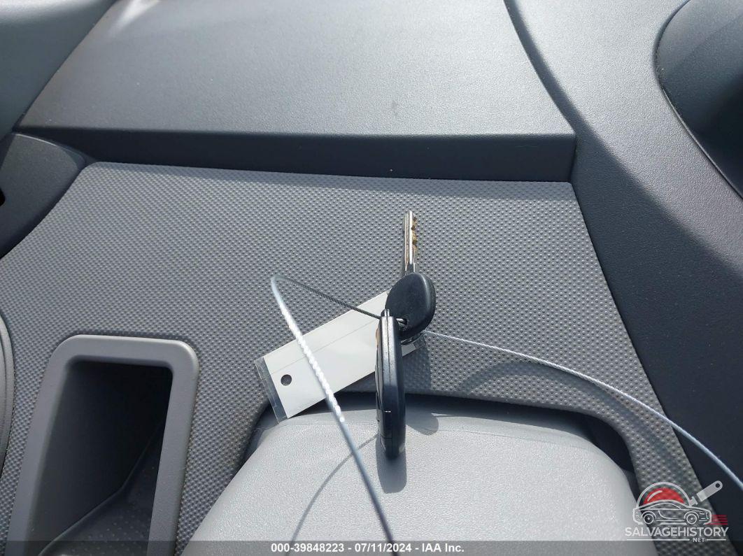 1G8AJ52F23Z110011 2003 SATURN ION photo no. 11