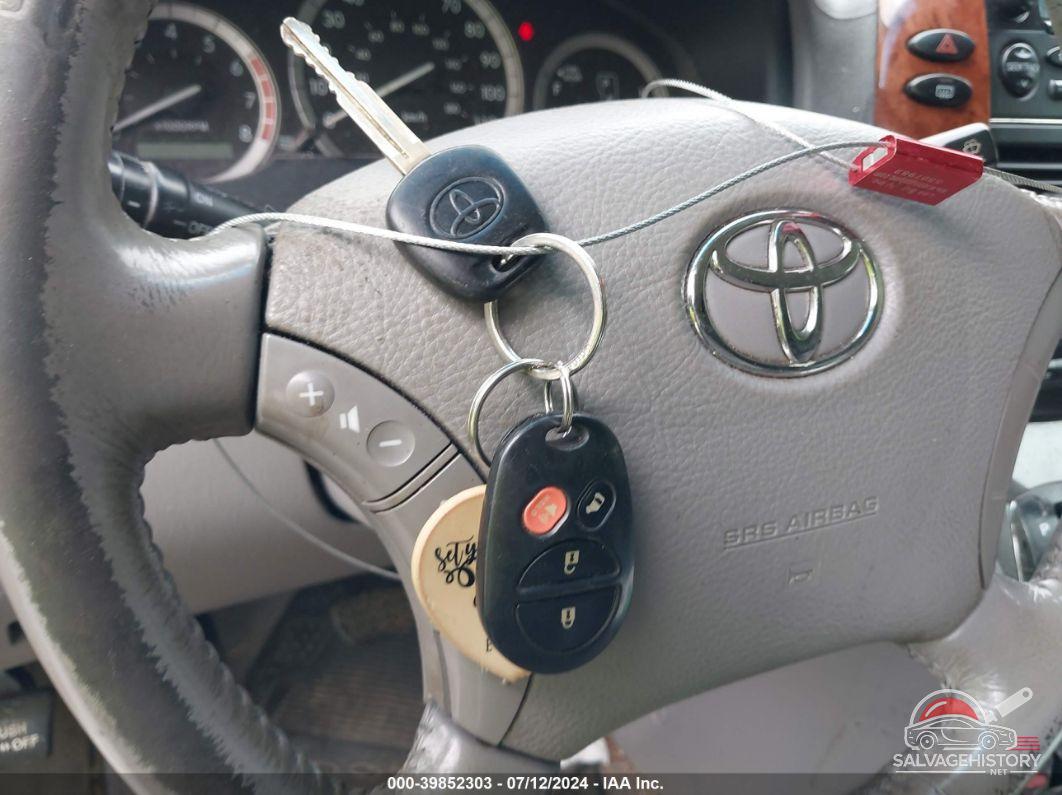 5TDBA22C04S018932 2004 TOYOTA SIENNA photo no. 11