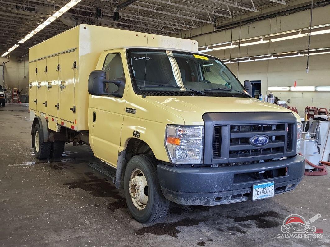 1FDXE4FS8JDC18998 2018 FORD E-450 CUTAWAY photo no. 9