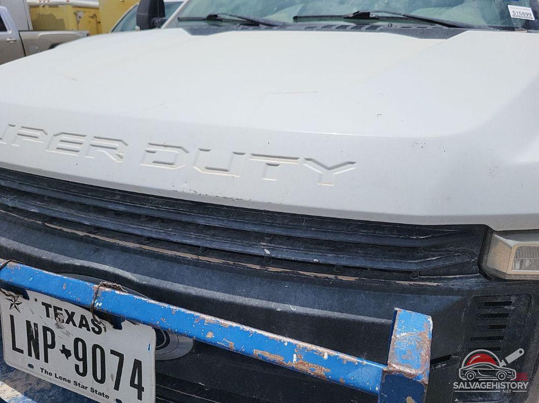 1FD0W5HT5HEF12907 2017 FORD F550 photo no. 10