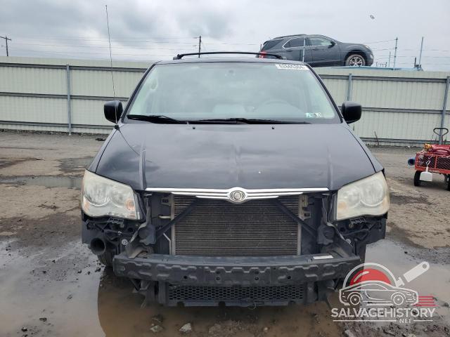 2A4RR4DE9AR140835 2010 CHRYSLER MINIVAN photo no. 5