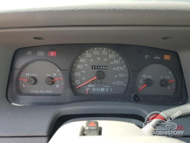 2MEFM74W5XX696127 1999 MERCURY GRMARQUIS photo no. 9