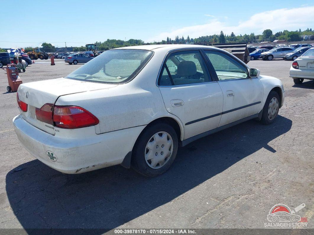 1HGCG5646WA135908 1998 HONDA ACCORD photo no. 4