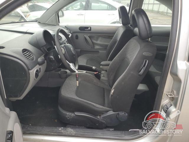 3VWCC21C4YM484737 2000 VOLKSWAGEN BEETLE photo no. 7