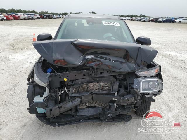 KMHRB8A35MU093763 2021 HYUNDAI VENUE photo no. 5