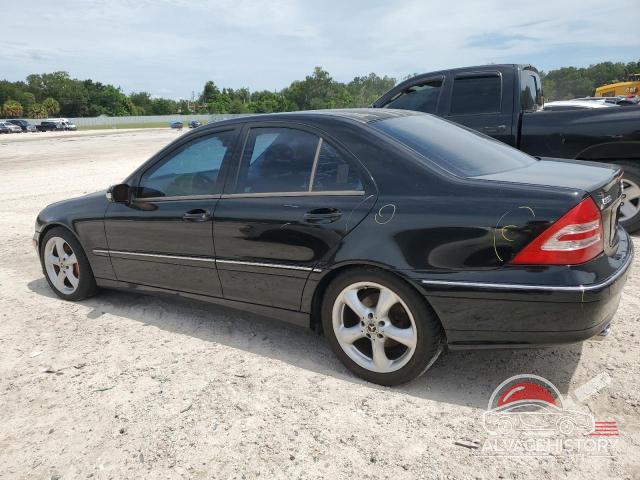 WDBRF40J74F514399 2004 MERCEDES-BENZ C-CLASS photo no. 2