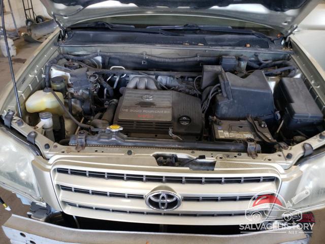 JTEHF21A730153110 2003 TOYOTA HIGHLANDER photo no. 11
