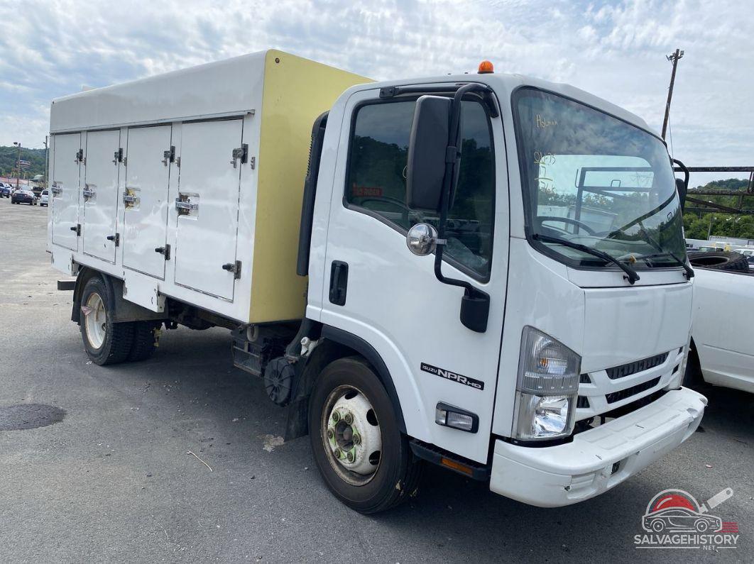 54DC4W1BXHS802572 2017 ISUZU NPR HD GAS REG photo no. 5