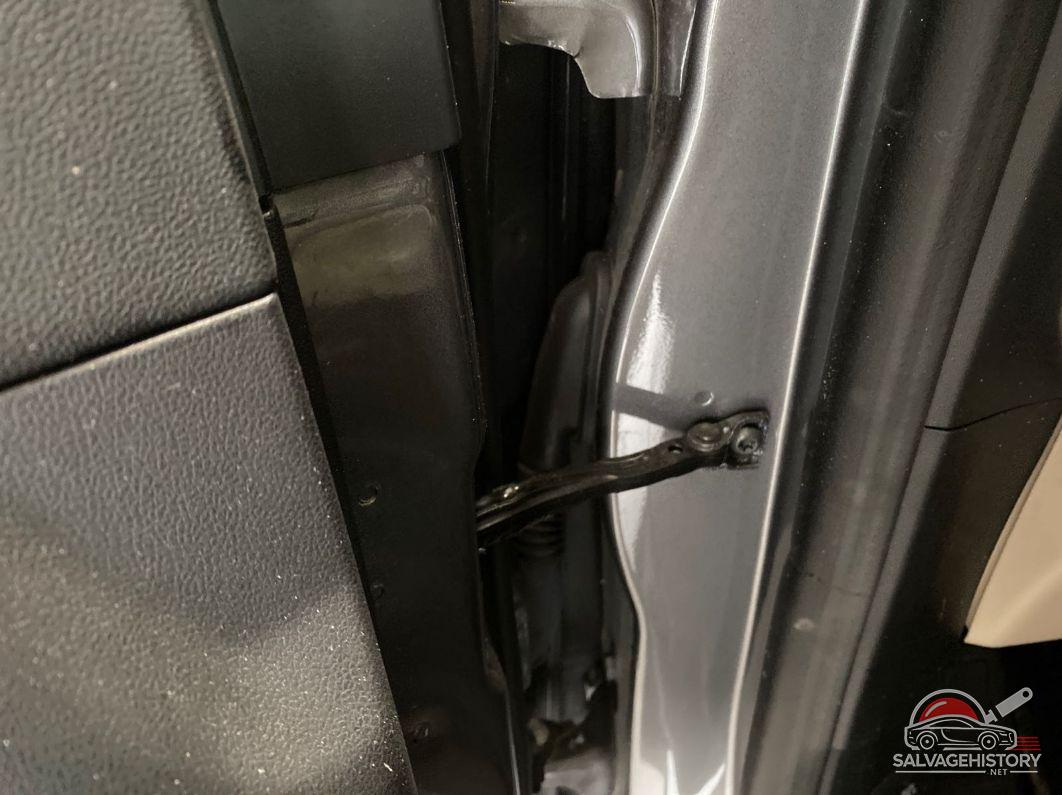1FMCU9CZXMUA83334 2021 FORD ESCAPE photo no. 2