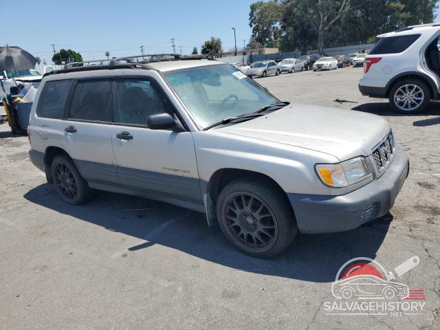 JF1SF63521H704260 2001 SUBARU FORESTER photo no. 4