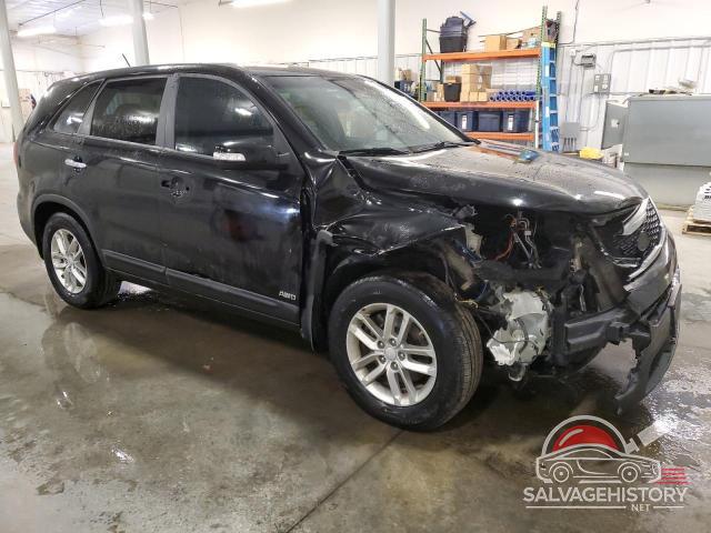 5XYKTCA64FG565715 2015 KIA SORENTO photo no. 4