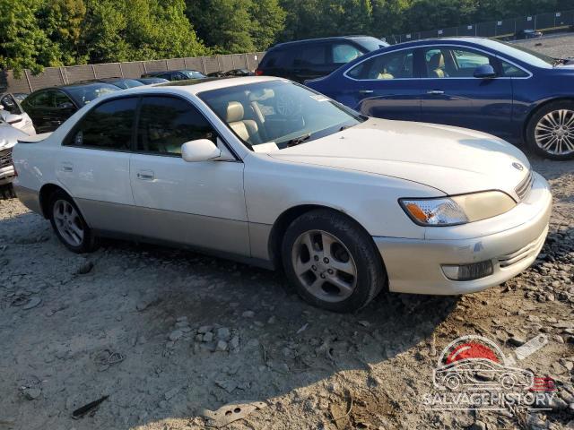 JT8BF28G215109955 2001 LEXUS ES300 photo no. 4
