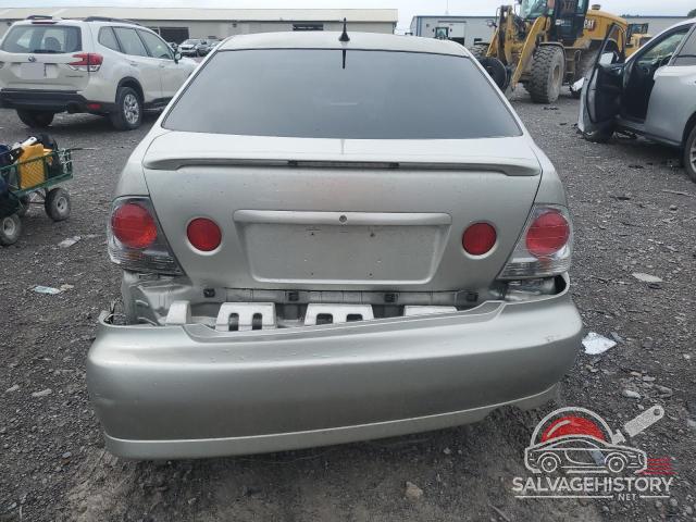 JTHBD192250096758 2005 LEXUS IS photo no. 6