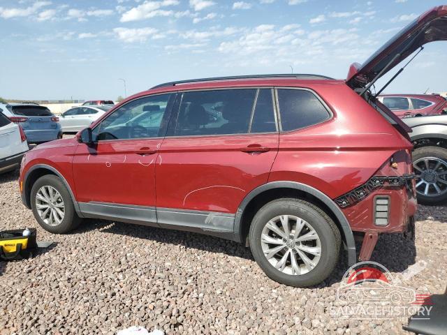 3VV1B7AX5JM063128 2018 VOLKSWAGEN TIGUAN photo no. 2