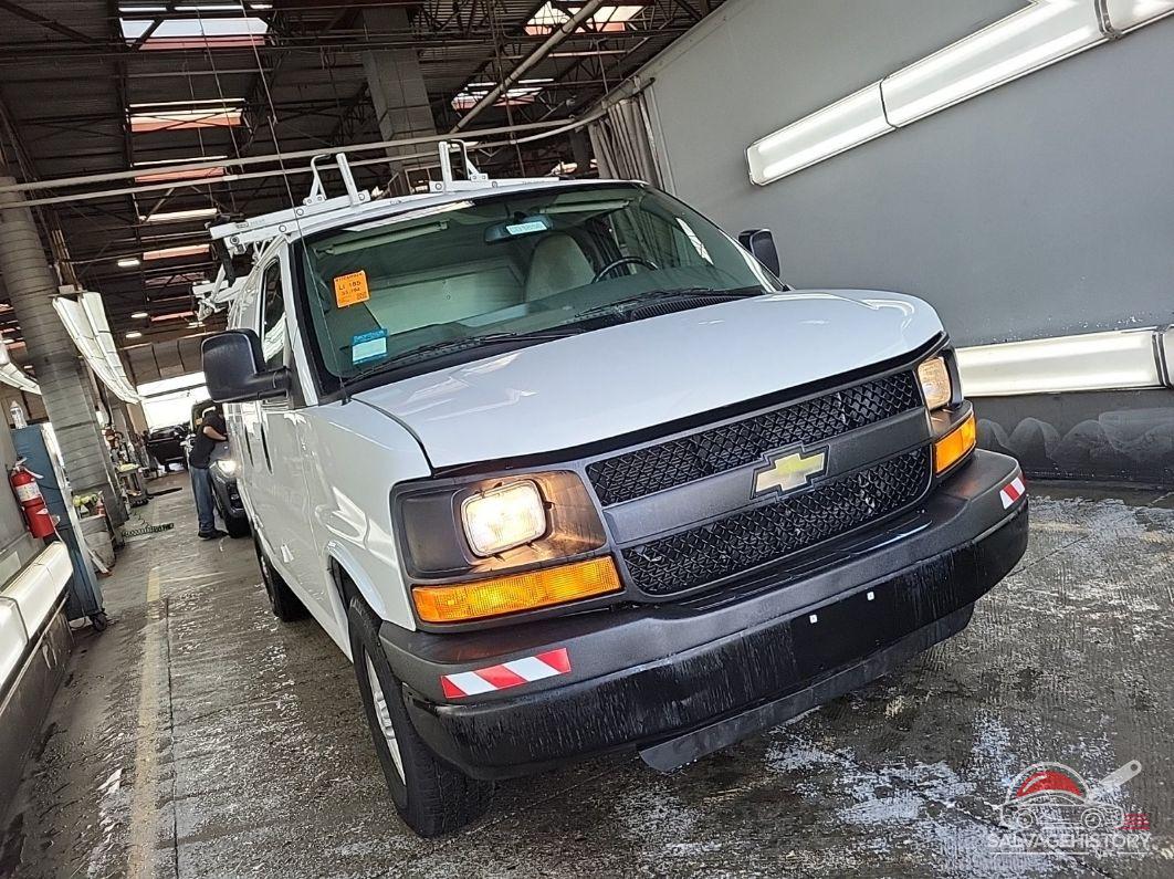 1GCWGFCB3F1151049 2015 CHEVROLET EXPRESS G2500 photo no. 9