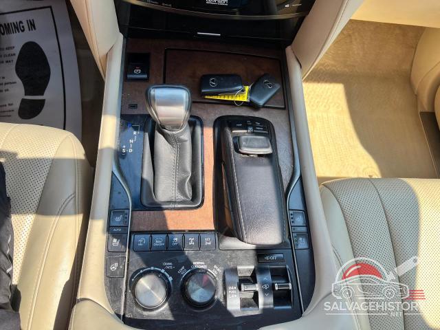 JTJHY7AXXH4231571 2017 LEXUS LX570 photo no. 13