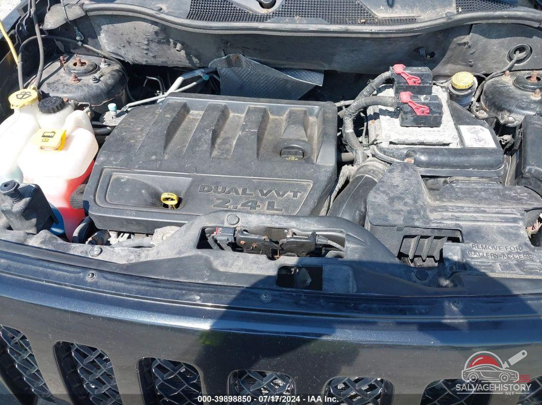 1J4NT4GB0BD215444 2011 JEEP PATRIOT photo no. 10
