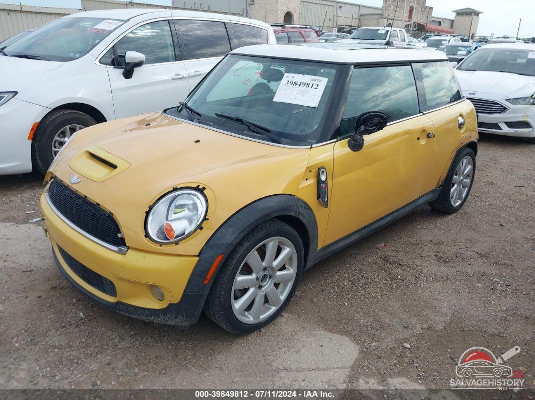 WMWMF735X7TL87100 2007 MINI COOPER S photo no. 2