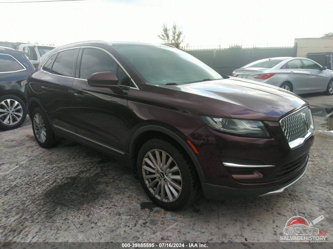 5LMCJ1C93KUL38457 2019 LINCOLN MKC photo no. 17