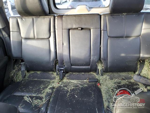 1J4RG5GT9AC158427 2010 JEEP COMMANDER photo no. 10