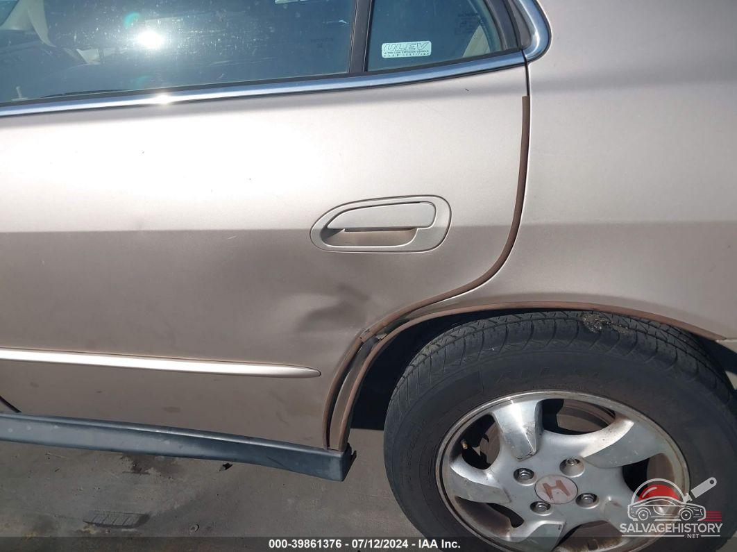 1HGCG66561A017347 2001 HONDA ACCORD photo no. 6