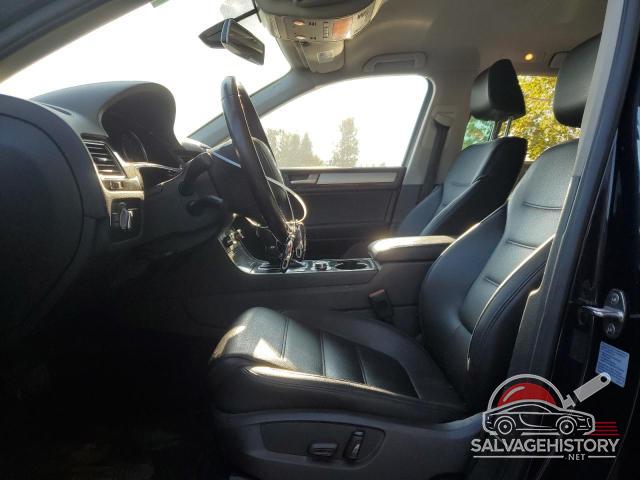 WVGEF9BP1DD004328 2013 VOLKSWAGEN TOUAREG photo no. 7