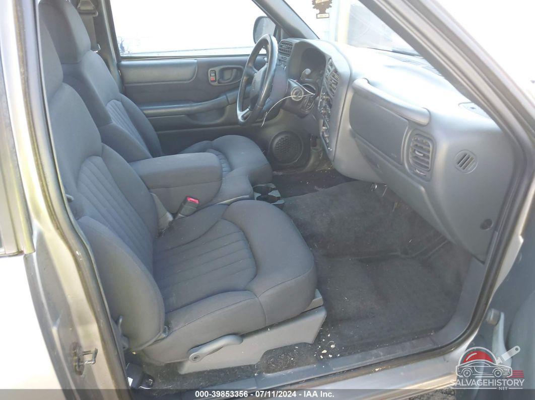 1GCCS19X238252545 2003 CHEVROLET S-10 photo no. 5