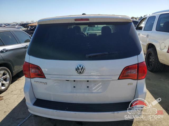 2V4RW3D1XAR354096 2010 VOLKSWAGEN ROUTAN photo no. 6