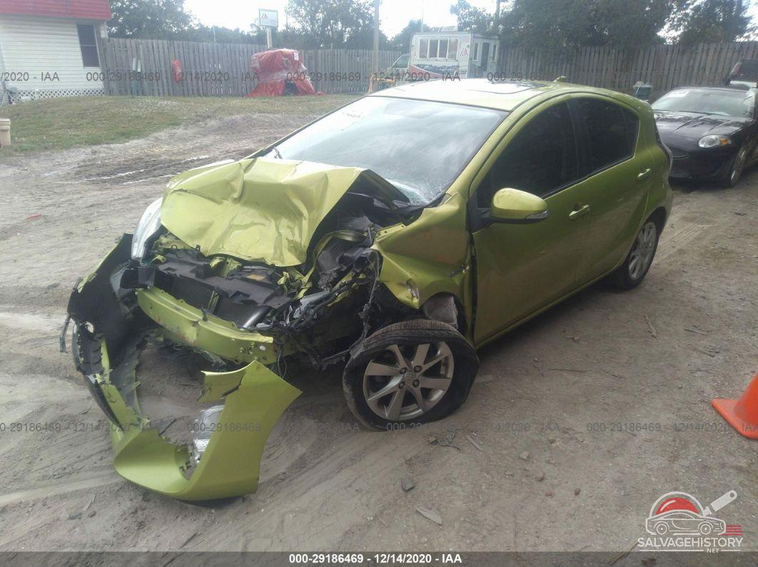 JTDKDTB30F1092171 2015 TOYOTA PRIUS C photo no. 2