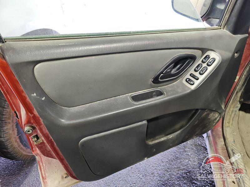1FMCU93186KC34115 2006 FORD ESCAPE photo no. 6