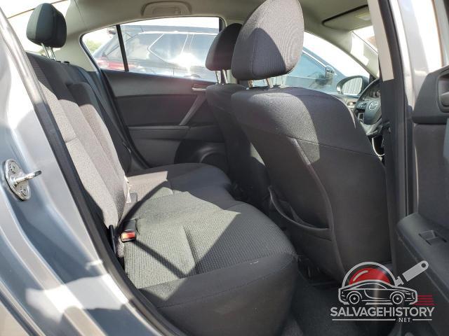JM1BL1V71C1528088 2012 MAZDA 3 photo no. 10