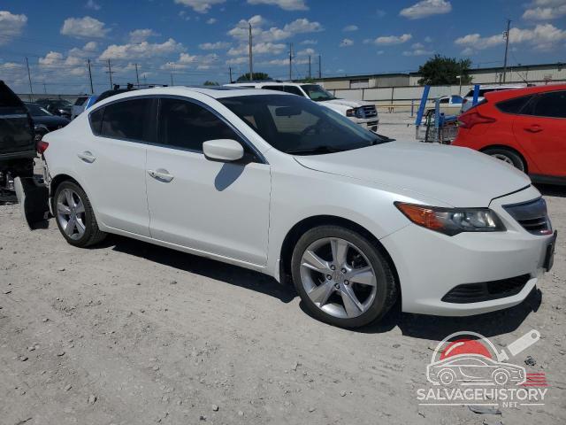 19VDE1F31FE002990 2015 ACURA ILX photo no. 4