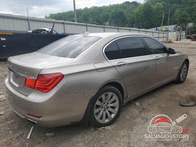 WBAKB83579CY59779 2009 BMW 7 SERIES photo no. 3