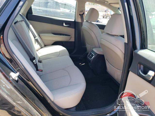 KNAGT4LEXH5018490 2017 KIA OPTIMA photo no. 10