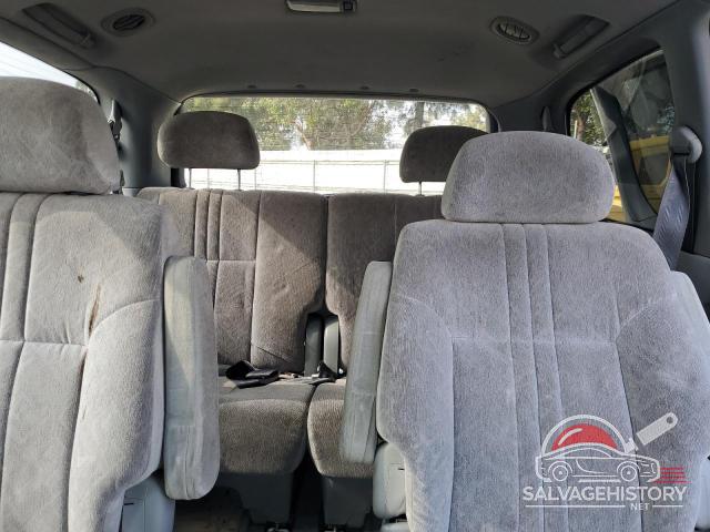 4T3ZF13C4WU004705 1998 TOYOTA All Models photo no. 10