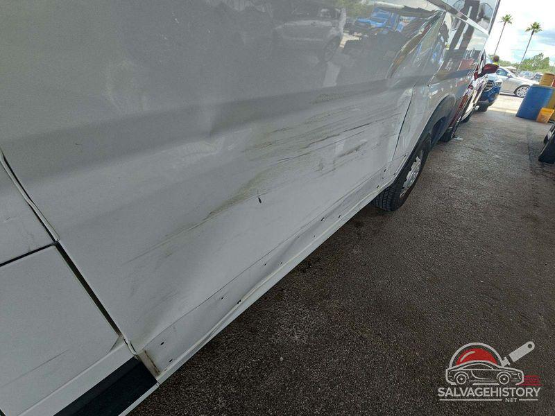3C6TRVBG7KE543146 2019 RAM PROMASTER 1500 photo no. 4