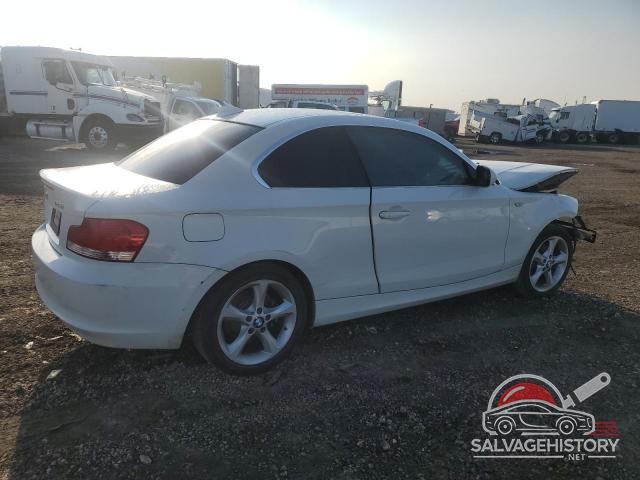WBAUP7C57BVP21559 2011 BMW 1 SERIES photo no. 3