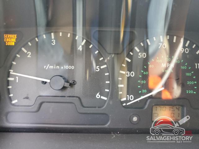 SALTY15442A752975 2002 LAND ROVER DISCOVERY photo no. 9