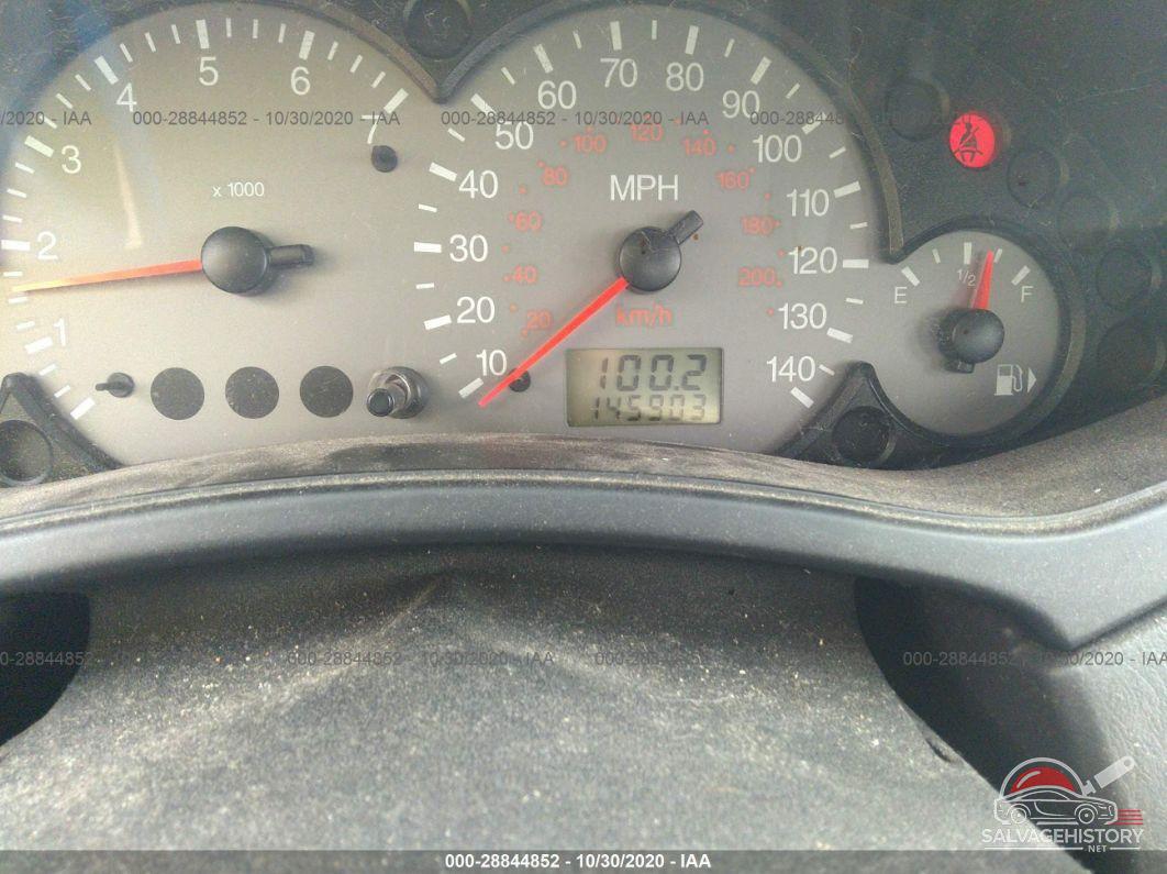 1FAFP34321W269360 2001 FORD FOCUS photo no. 7