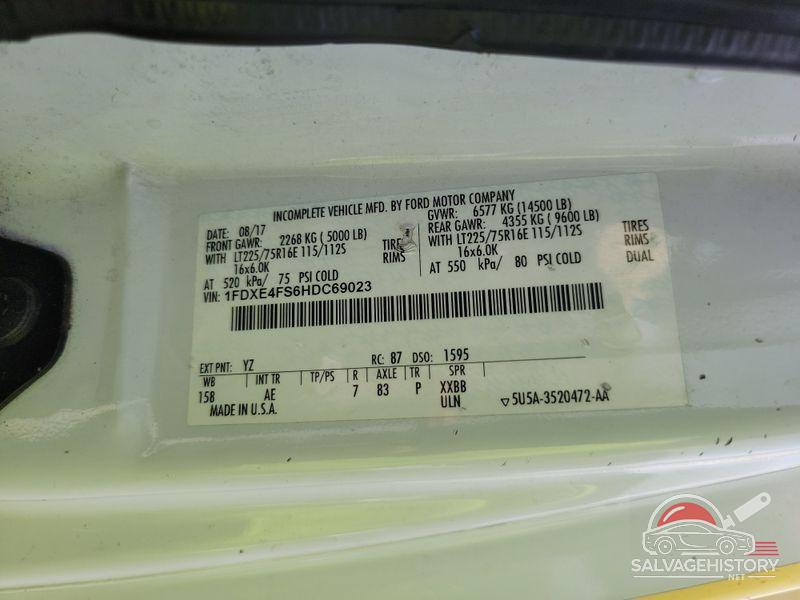 1FDXE4FS6HDC69023 2017 FORD E-450 CUTAWAY photo no. 4