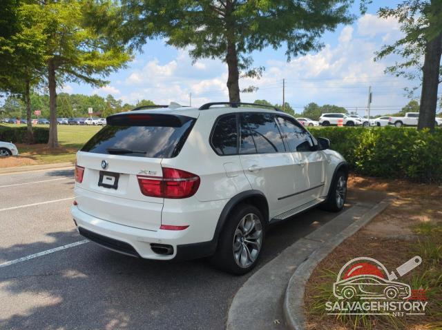 5UXZV8C57BL418148 2011 BMW X5 photo no. 4