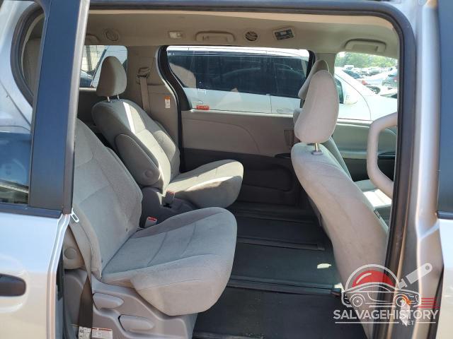 5TDZZ3DC5LS033032 2020 TOYOTA SIENNA photo no. 11