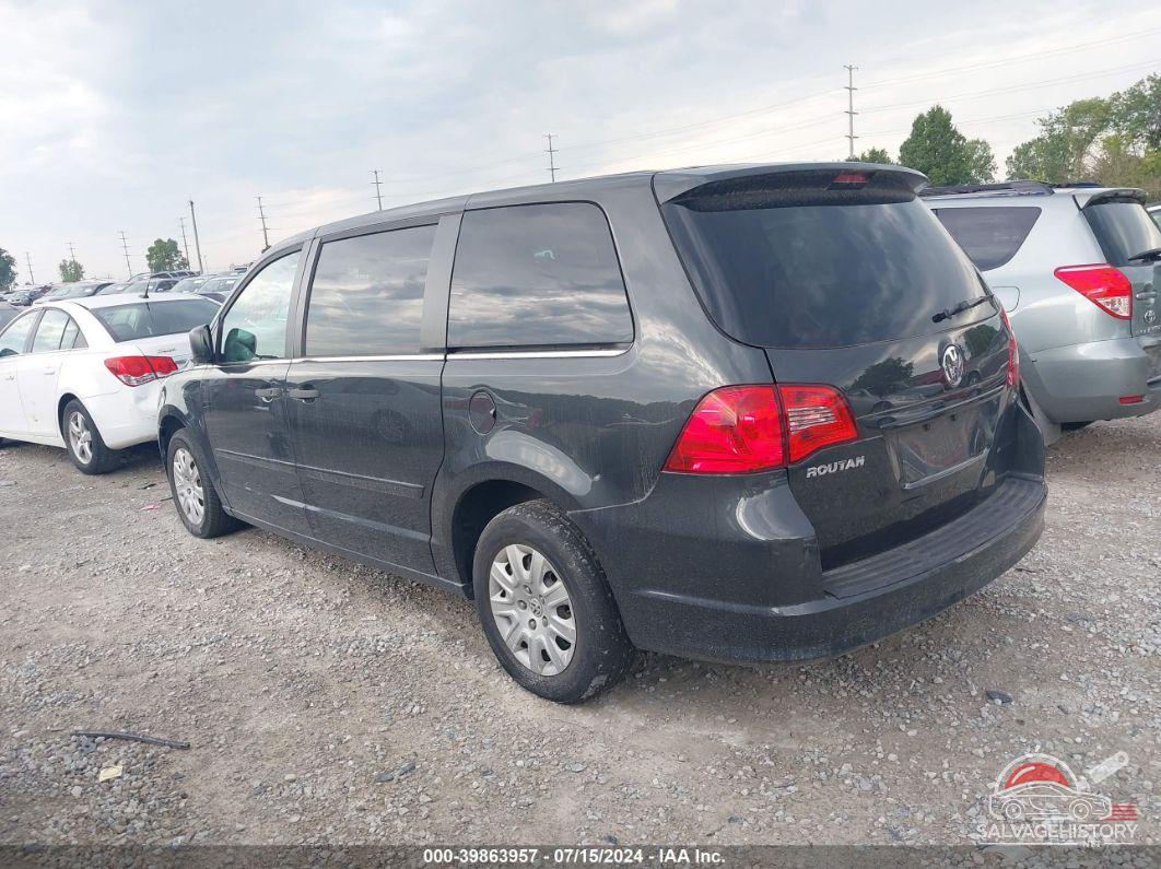 2C4RVAAG9CR355785 2012 VOLKSWAGEN ROUTAN photo no. 3