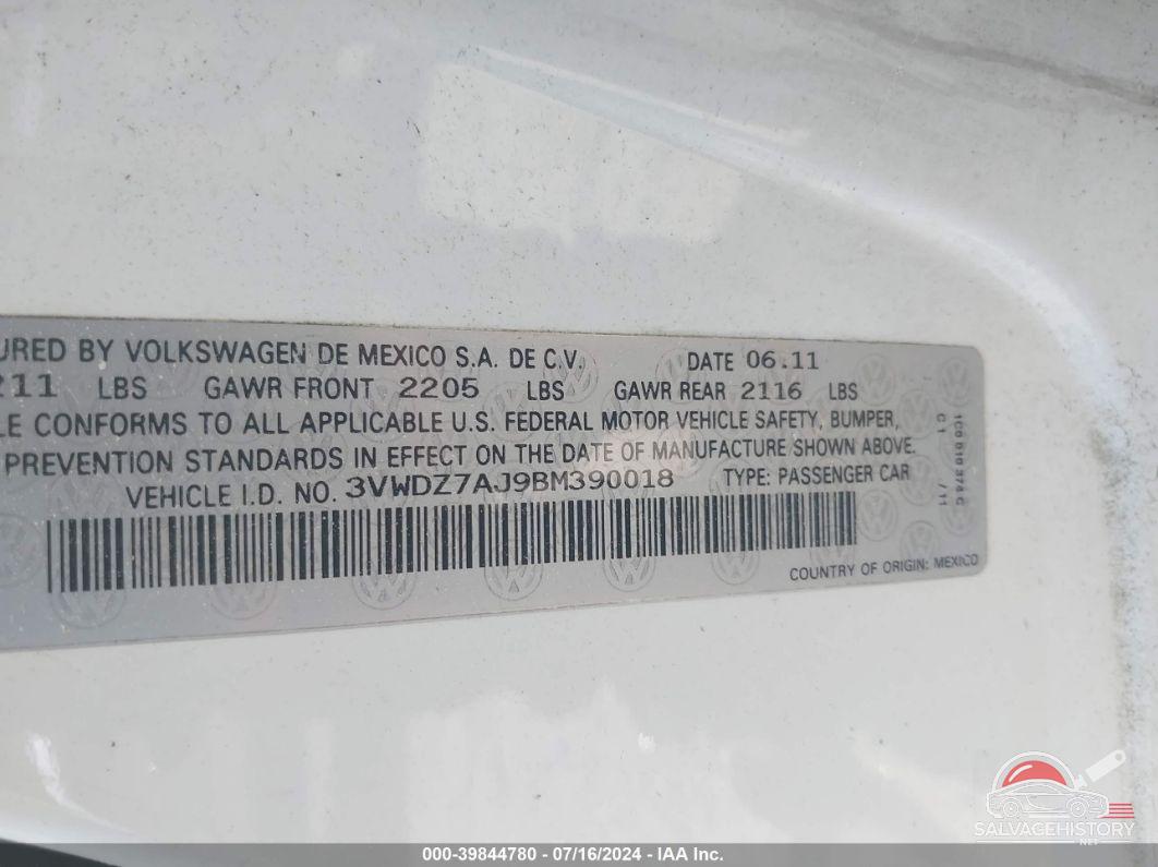 3VWDZ7AJ9BM390018 2011 VOLKSWAGEN JETTA photo no. 9