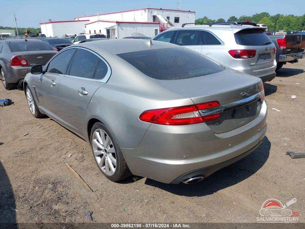 SAJWJ0EF7D8S83753 2013 JAGUAR XF photo no. 3
