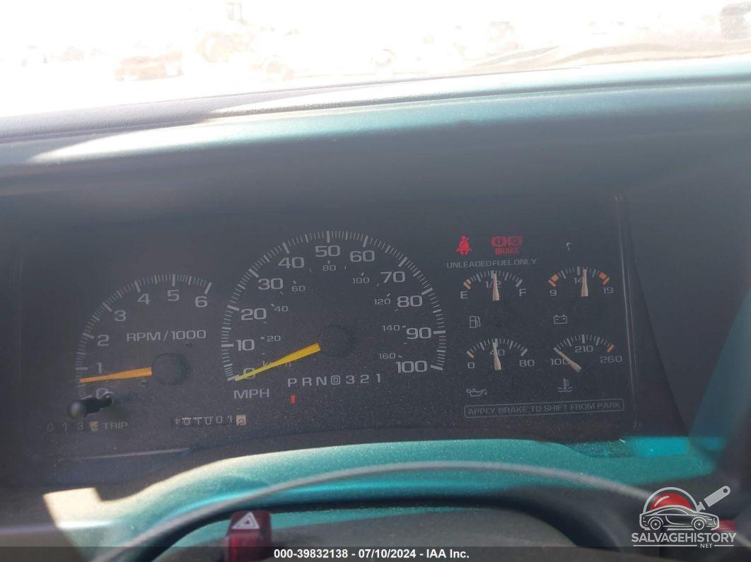 1GCGC24R5XR725271 1999 CHEVROLET C2500 photo no. 7