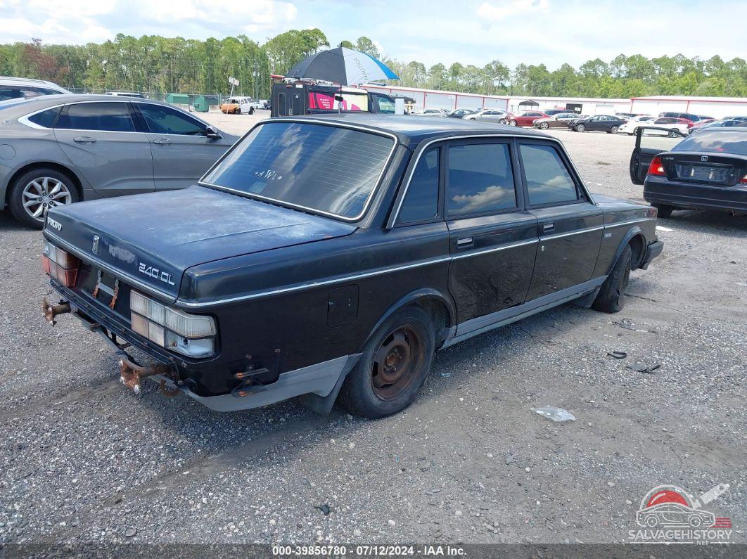 YV1AA8848L1414675 1990 VOLVO 240 photo no. 4