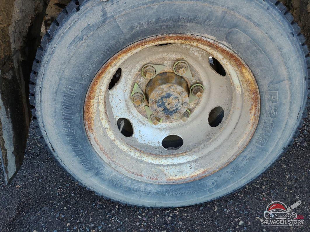 54DC4W1B1HS800760 2017 ISUZU NPR HD GAS REG photo no. 4