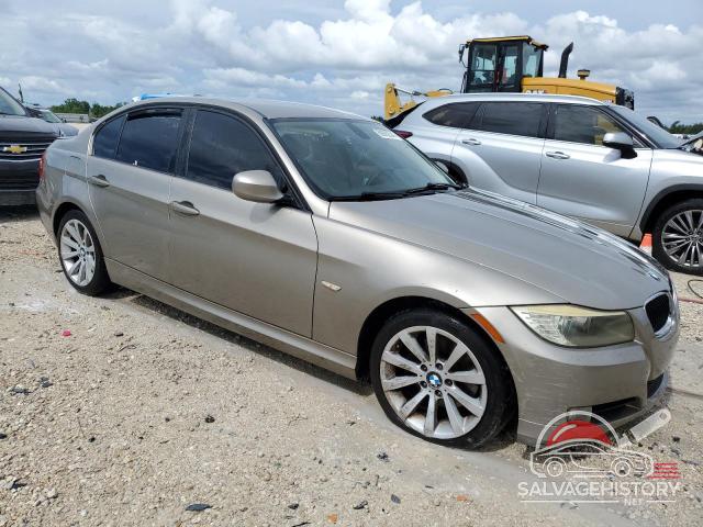 WBAPH7C52BE674256 2011 BMW 3 SERIES photo no. 4
